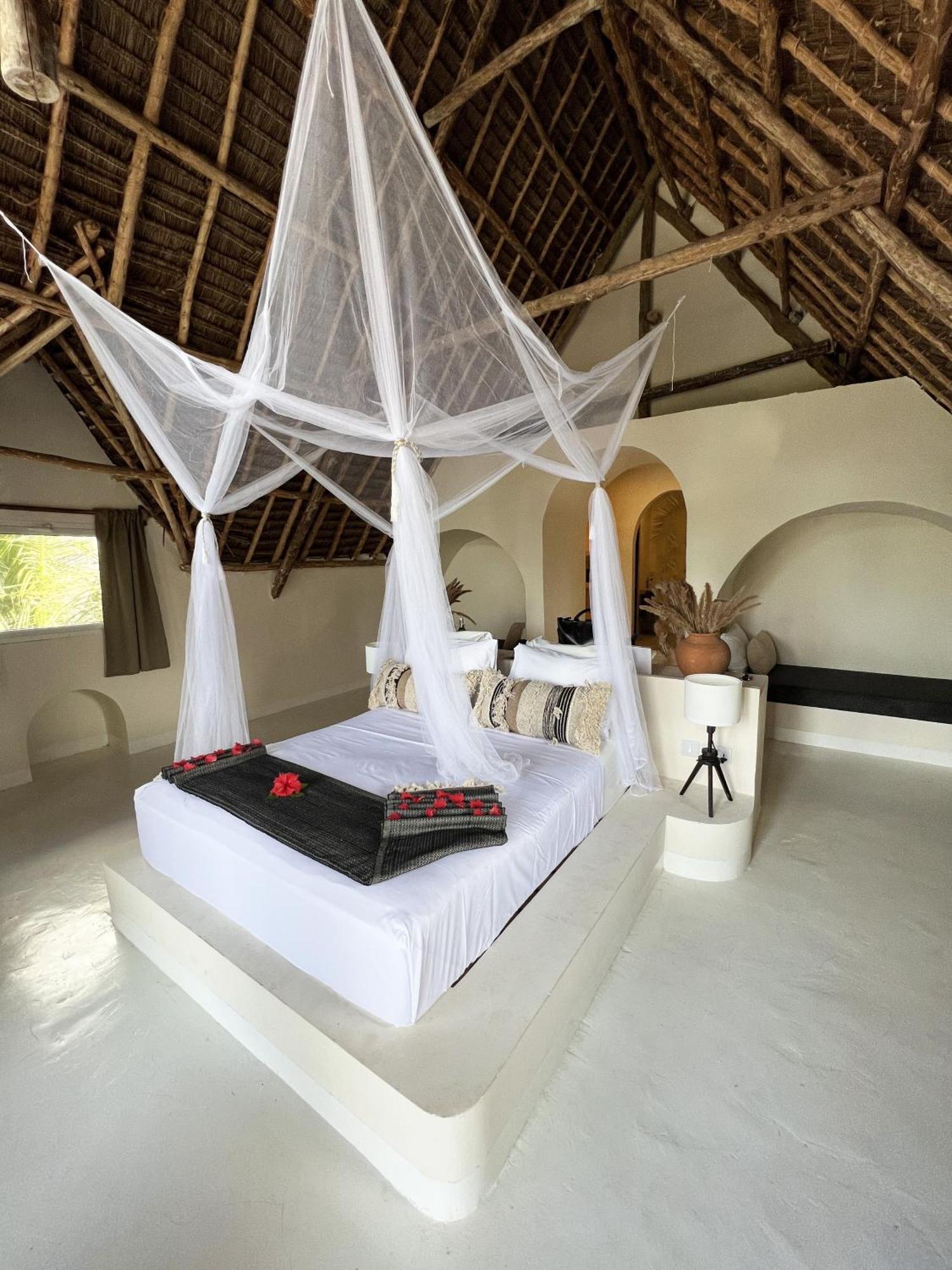 Kuwa Zanzibar Aparthotel Kiwengwa  Ngoại thất bức ảnh